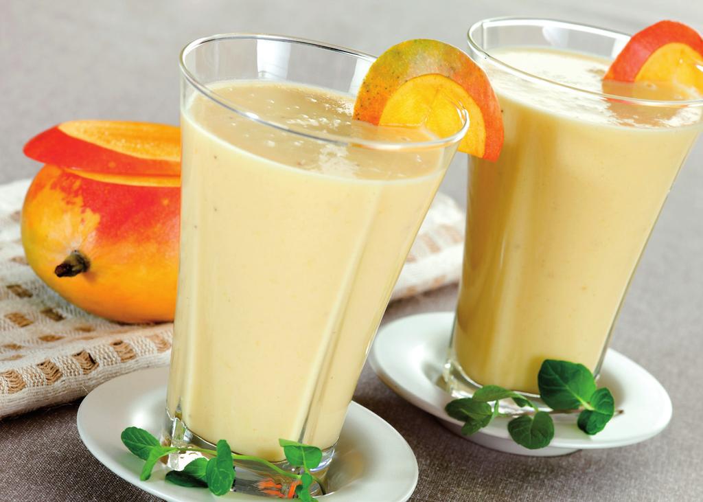Recept 7: Vitality Shake 200 ml halfvolle melk ½ rijpe mango 1 snufje stevia zoetstof (optioneel) Combineer alle ingrediënten en mix het in de blender.