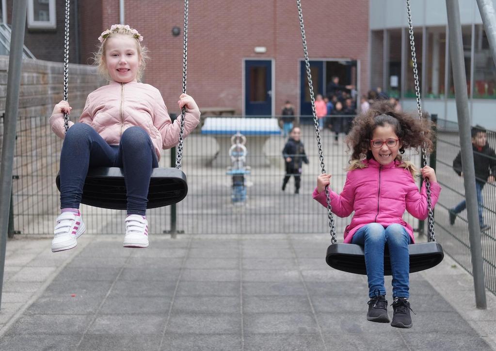 Ieder schooljaar worden er ontruimingsoefeningen gehouden met de bedoeling dat iedereen weet wat er van hem/haar verwacht wordt, mocht zo n situatie zich onverhoopt voordoen.