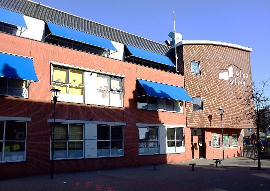 Onze school De A.S. Talmaschool is gevestigd in Rotterdam, in de deelgemeente Kralingen-Crooswijk.