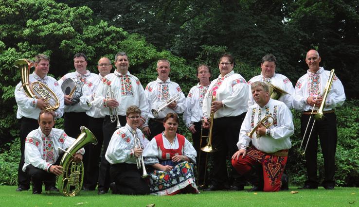 De Zwarte Fanfare 12 en 13 maart 2016: 40-jarig jubileum Uitbundig, spontaan, origineel en plezier. Dat zijn vier woorden die perfect passen bij blaaskapel de Zwarte Fanfare uit Aarle-Rixtel.