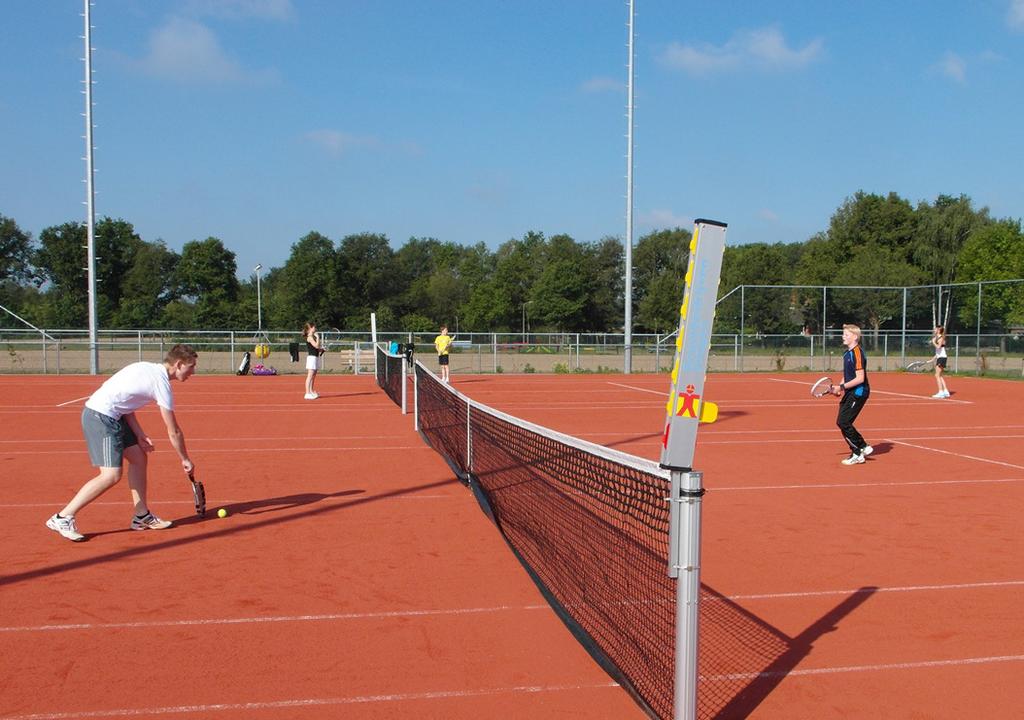 Deze vallen niet onder de contributie en worden rechtstreeks door TTA gefactureerd. Competitie Voor jeugdleden (grootveld) is het mogelijk om deel te nemen aan de competitie.