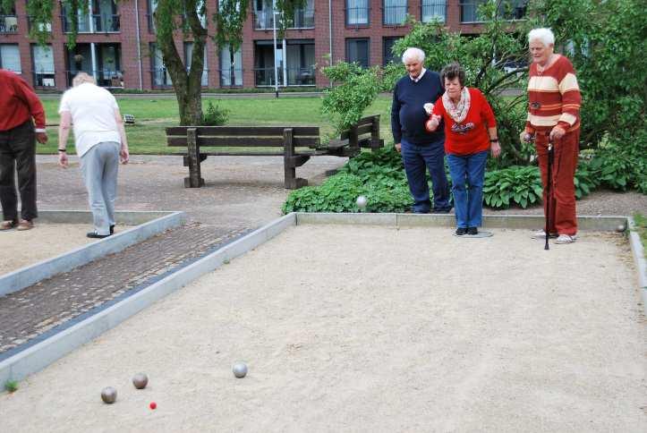 AANVULLEND NIEUWS OVER START JEU DE BOULES SEIZOEN EN JUBILEUMFEEST Jeu de Boules Nu de lente op de kalender officieel is begonnen, is het misschien ook tijd dat we de animo eens gaan peilen bij onze