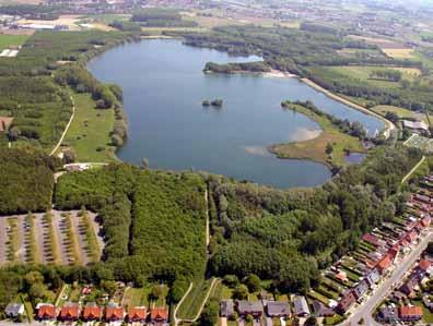 4 Bouwen aan het landschap Tussen Leie en Schelde liggen enkele verrassend gave of potentiëel waardevolle landschappen en boeiende vergezichten.