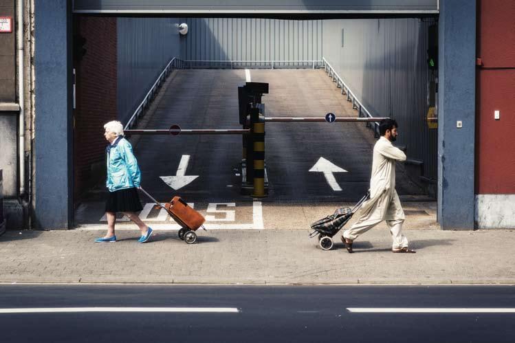 helpt beeldmakers groeien Creativiteit werkt stimulerend voor jezelf én voor anderen. En dus helpen wij graag waar we kunnen. Daarom bestaan wij. Om alle beeldmakers te helpen groeien. Hoe?