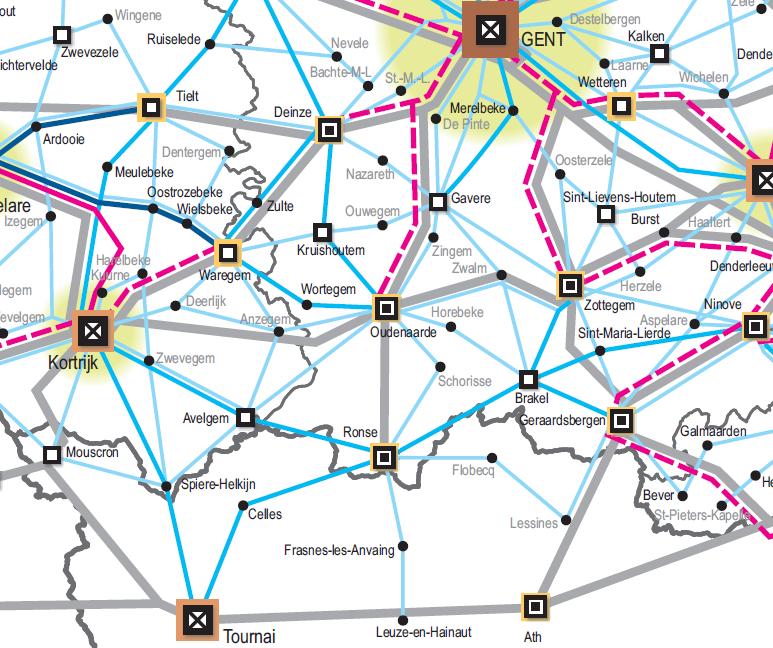 52/76 BE01102600511 7.2.2.4 Wensbeeld voor het gemeentelijk openbaar vervoer Wensbeeld van De Lijn Oost-Vlaanderen De lijn heeft in haar Visie 2020 Kluisbergen niet geselecteerd als