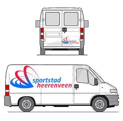 Logogebruik Het logo van Sportstad Heerenveen is terug te vinden op de volgende communicatiemiddelen. Er is één vlag met het logo te zien bij de ingang van de Lifestyle Passage.