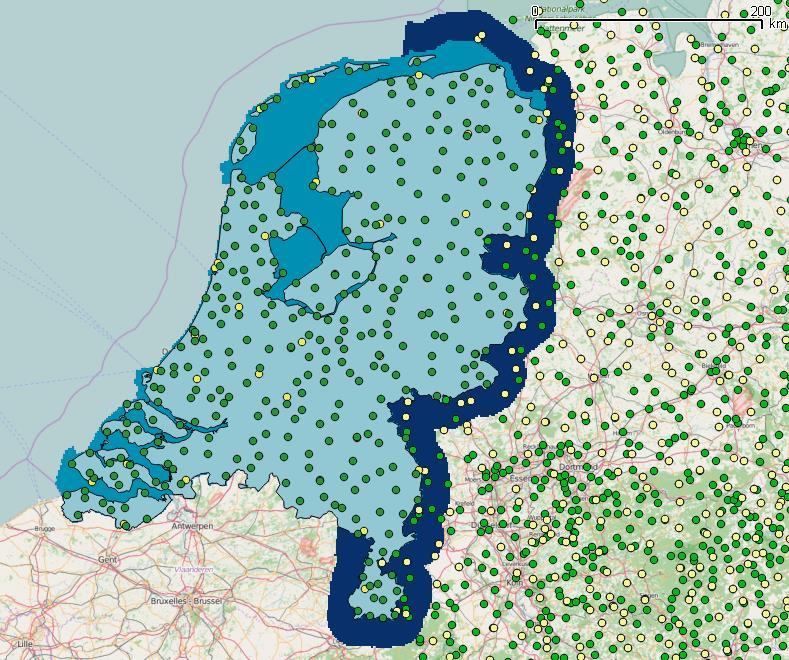 2 Beschrijving van aanpassingen 2.1 Gegevens boven wateroppervlakken De brondata bevat data over het hele domein; de huidige procedure gebruikt alleen de pixels boven land.