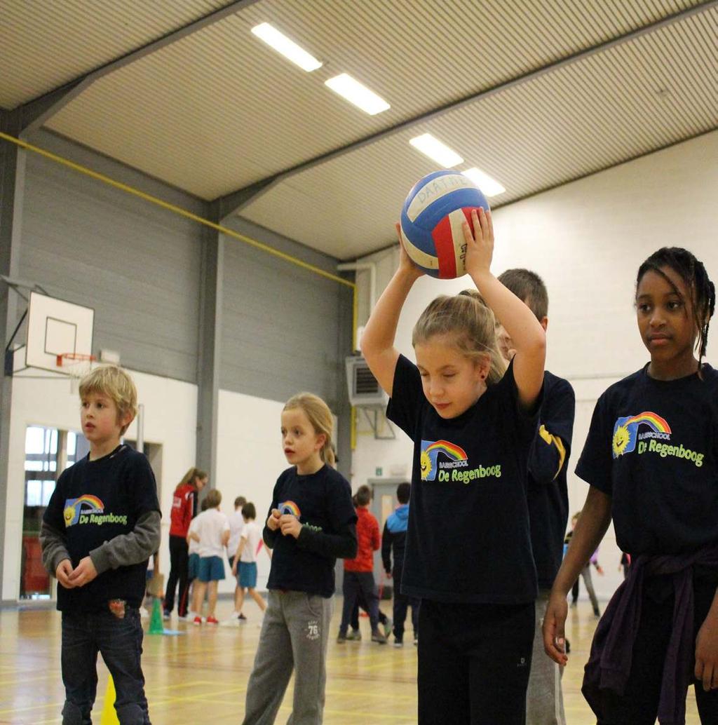 Volley Vlaanderen 84% Organiseert infosessies 144 clubs uit het Jeugdsportfonds organiseren een infosessie voor de ouders van hun leden. Een belangrijk moment in het seizoen volgens Volley Vlaanderen.