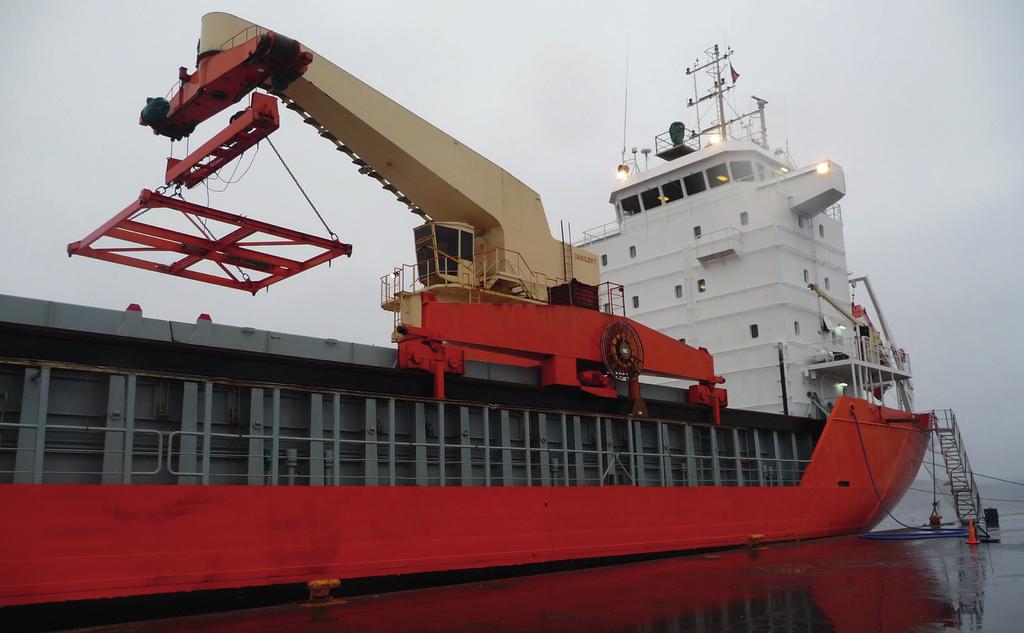INLEIDING Op woensdag 15 november 2017 lag het Nederlandse vrachtschip Lady Christina in de haven van Rauma (Finland) waar het een lading chinaklei had gelost.