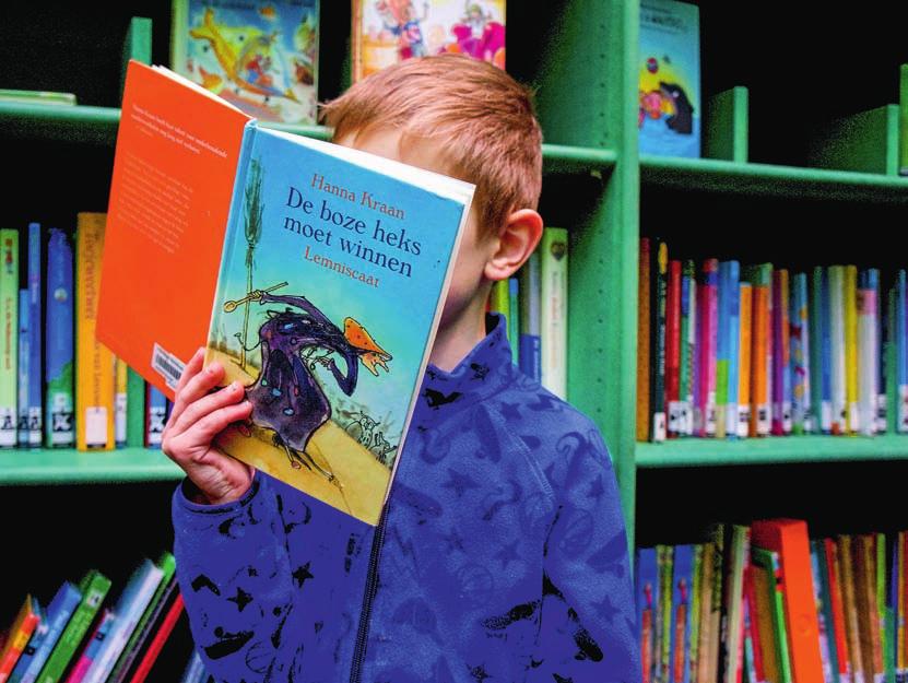 Ouderworkshop schoolwise Ouders kunnen in de schoolbibliotheek een cruciale rol spelen. Zij zijn de intermediair tussen de kinderen en de materialen.