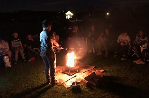 SCHOOLJOURNAAL Pagina 7 Op donderdagavond kwam de moeder van Albert en Tooske macaroni