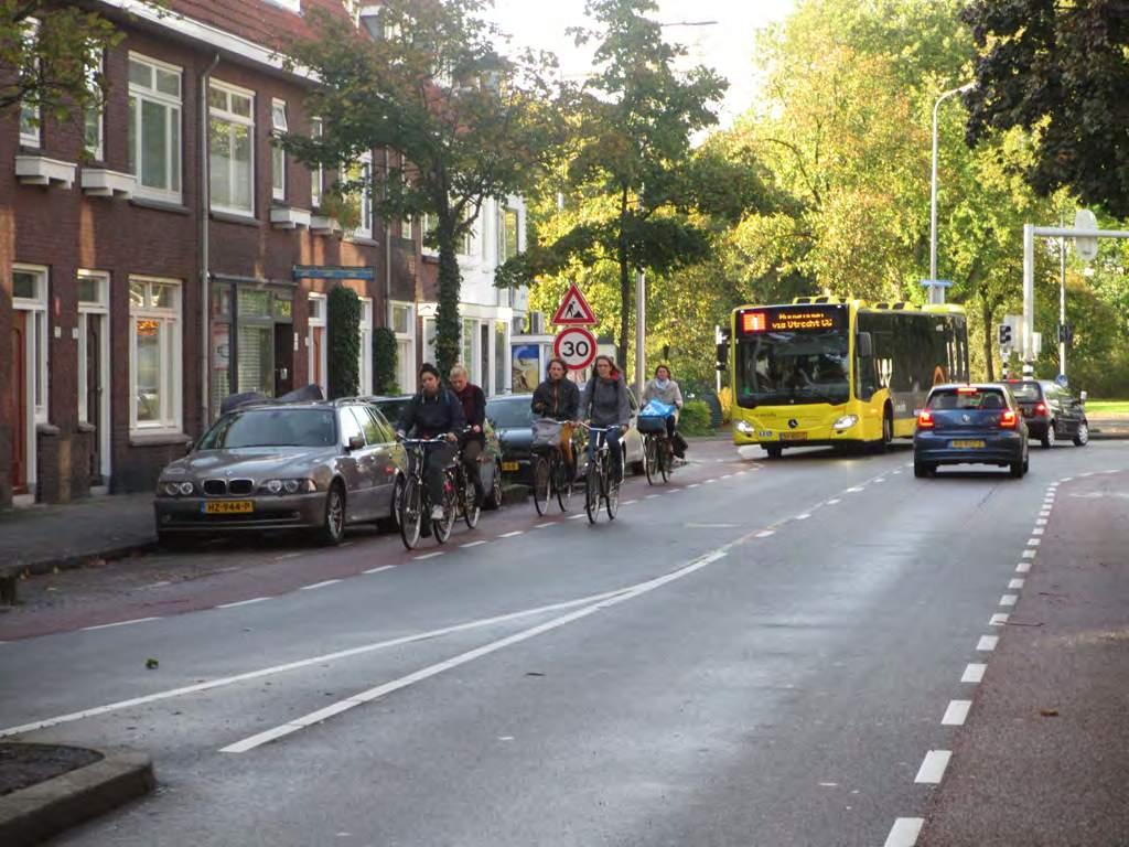 De route passeert een aantal bijzondere plekken: het water van de Vecht, de Molen Rijn en Zon, de Biltse Grift, het Willem van Noortplein en de Willem Arntszkade.