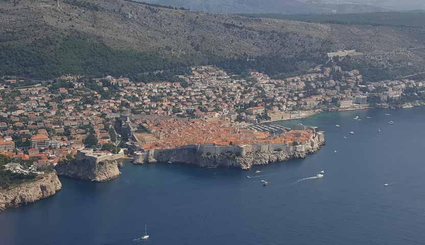 Orbits boven Dubrovnik Zaterdag 28 juli Het plan is om vandaag naar Griekenland te vliegen.
