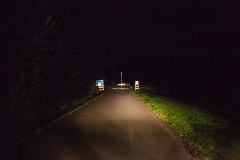 Is het licht nodig om bijvoorbeeld naar een sportveld te gaan, dan kan licht fijn zijn. Je kan het fietspad zien, zien wie er nog meer lopen of fietsen.