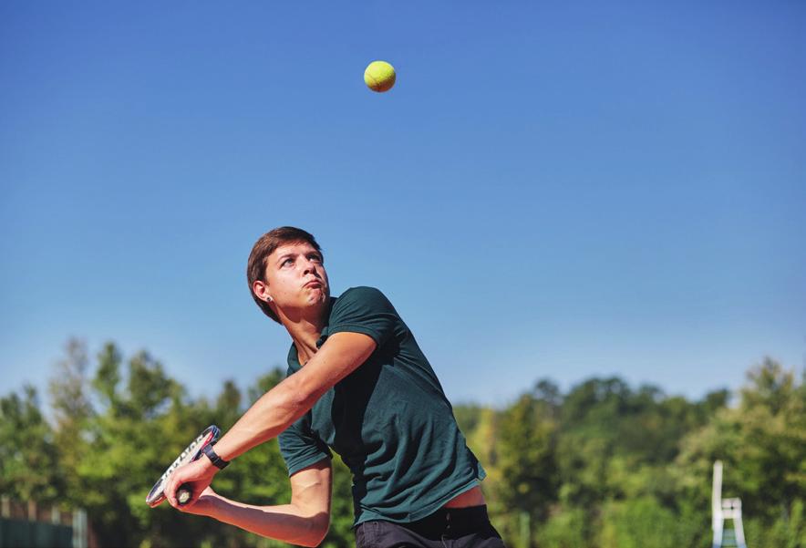 6. TENNISCLUB MAASEIK Info: www.tennismaaseik.be 7. SPORTA BEACHCLUB No way, dat jij een saaie zomer tegemoet gaat! In Maaseik beleef je heel de zomer superkampen voor waterratten!