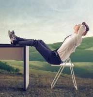 GESPREKSWIJZER CHRONISCHE AANDOENING EN WERK van TNO 2. Werk-Privébalans Suggesties voor vragen Hoe ervaar jij de balans tussen je werk en privé?