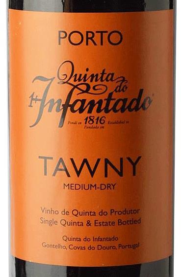 ****- Quinta do Infantado Organic Tawny Reserva Port Blend van 8 en 9 jaar oude wijnen, van touriga franca, touriga nacional en tinta roriz uit één wijngaard, geplant in 1998 en sindsdien biologisch.
