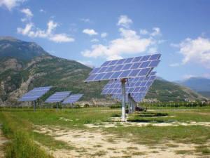 3 Organisatie 3.1 Bedrijfsbeschrijving Libra Energy B.V. is een internationale speler op het gebied van zonnestroompanelen en toebehoren, opgericht in 2007 in Castricum.
