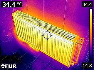foto s van een aantal radiatoren uit de  De radiatoren hebben een redelijk