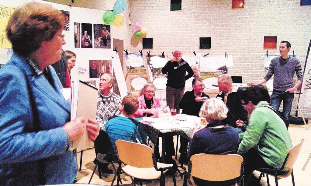 Er werden allerlei spelletjes gespeeld, elk kind mocht even op visite bij de Sint en aan het einde ging iedereen met een mooi cadeau naar huis!