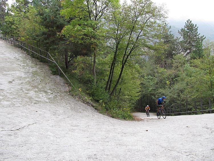 Lance Armstrong wenste zichzelf een mountain bike i.p.v. een fiets tijdens deze beklimming.