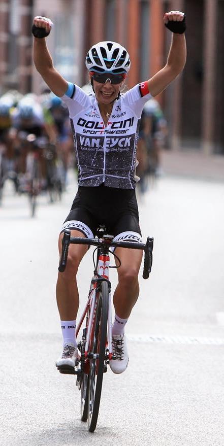 360-sportster in beeld: Mieke Docx De 22-jarige wielrenster Mieke Docx begon met wielrennen toen ze 17 was.