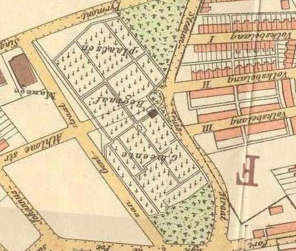 Ju2 0 50 m Figuur 2. Uitsnede van de plattegrond van Nijmegen uit 1900 (uitgave J. Smulders & Co, Den Haag). De rode stip geeft de locatie van het onderzoeksgebied aan.