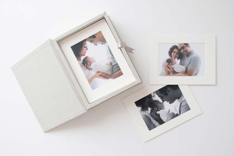 Uitgevoerd met mat fine-art papier Box Deluxe 30x40 cm EUR 599 Family Pack (2 extra boxen