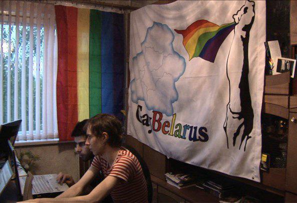 Inleiding en leerdoelen Facebook still; Gay Belarus Office Bij deze ontvangt u de lesbrief van East Bloc Love. De leerlingen krijgen opdrachten en bronnen en voor docenten is er een handleiding.