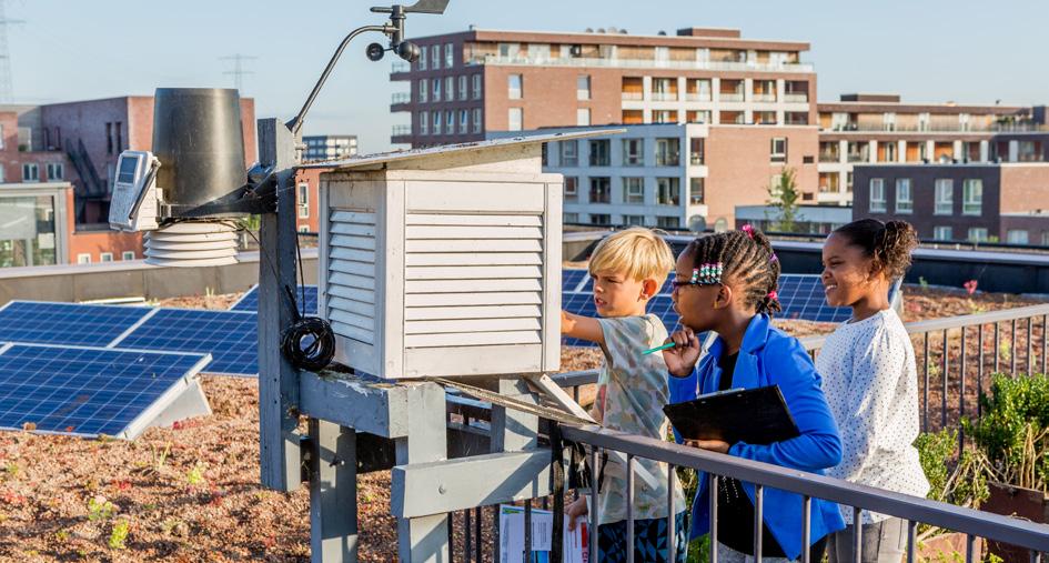 Zij hebben echter niet de bevoegdheid om beslissingen te nemen over bijvoorbeeld het afvalcontract, het goed inregelen van de verwarming of inkoop van milieuvriendelijke schoonmaakmiddelen.