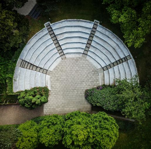 Rust, ruimte en sfeer Bij Mooirivier is de natuur overal voelbaar; binnen en buiten lopen naadloos in elkaar over.