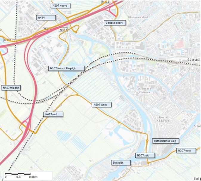 Op het onderliggend wegennet (zie figuur 2-4) leidt de grotere capaciteit van de A20 bij de drie alternatieven tot een verschuiving van verkeer van de aansluiting Nieuwerkerk aan den IJssel naar de