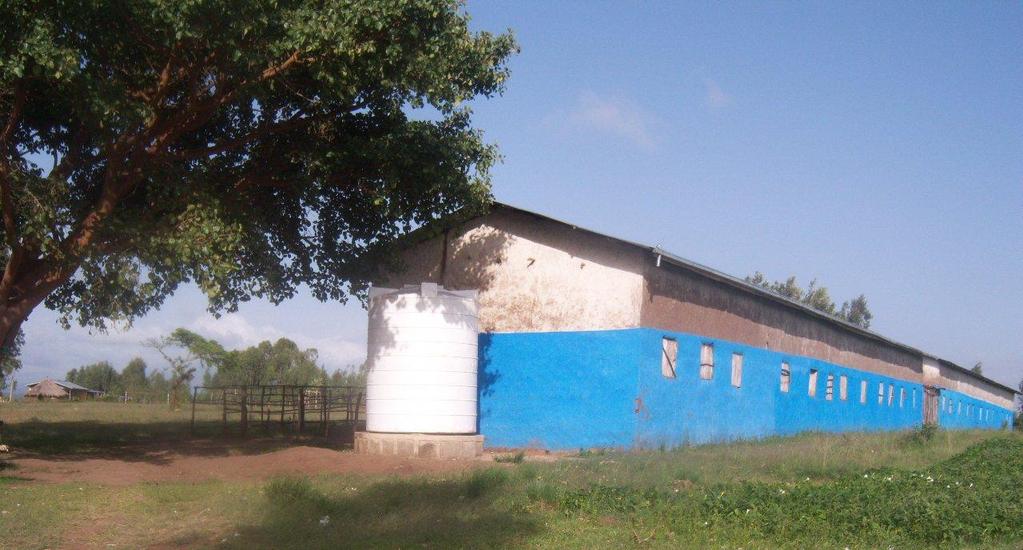 4. Leerlingen en leraren voelen zich gezonder en vitaler doordat zij regelmatig schoon water kunnen drinken en de vloeren minder stoffig zijn. Stichting ISOB heeft dit eindverslag gemaakt.