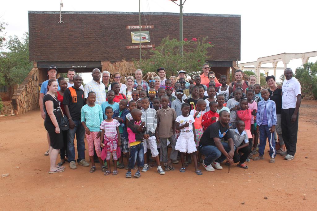 Werkbezoeken: Het afgelopen jaar zijn er 3 werkbezoeken naar het project in Mtwapa (Kenia) geweest.