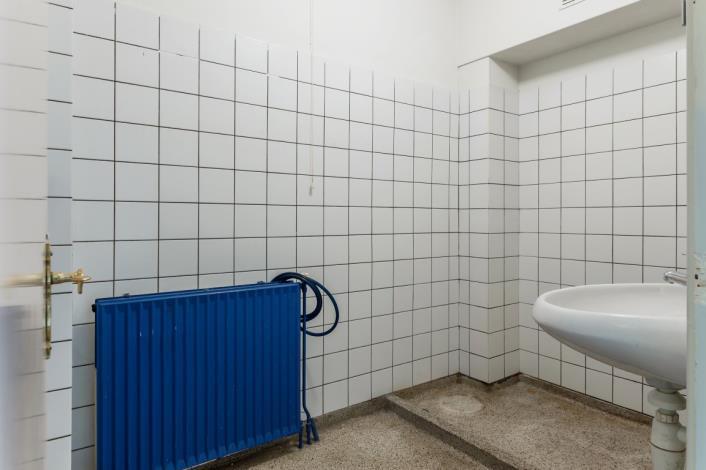De badkamer en de toiletruimte: Het appartement