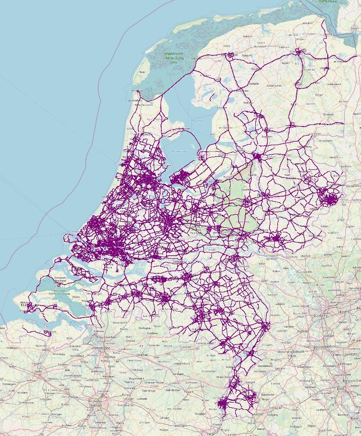 De gegevens die jaarlijks geactualiseerd moeten worden, betreffen de intensiteiten, inclusief de verdeling over de voertuigtypen, en de wegkenmerken die nodig zijn voor luchtmodellering.