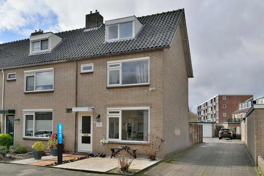 Koning Wenzelstraat 37, 7415 KK Deventer Vraagprijs 199.000,- k.