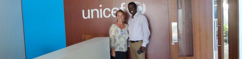 UNICEF Tijdens de hele periode dat Monique in Tanzania was, had ze nauwe contacten met Mbelwa Gabagambi van UNICEF. Samen werken we aan verdere bewustwording.