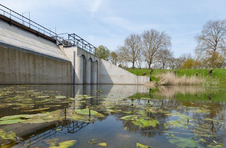 75 km Sluis Fort Everdingen JAN BLANKENROUTE Deze route voert je door het gebied waar de waterwerken van ingenieur Jan Blanken (1755 1838) het landschap bepalen.