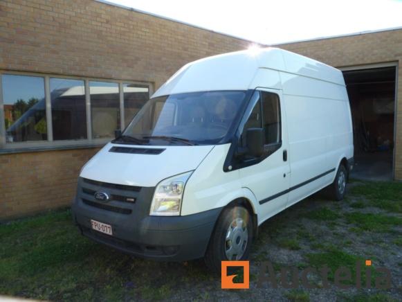 ID : 612-028 Ford Transit Van Ford 1.7L FWD SRW 3 000,00 Van Merk: Ford Model: Transit Model: 1.