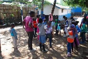Ondersteuning weeskinderen Opvang wezen Jukumu Letu Jukumu Letu is een stabiele fijne plek voor weeskinderen.