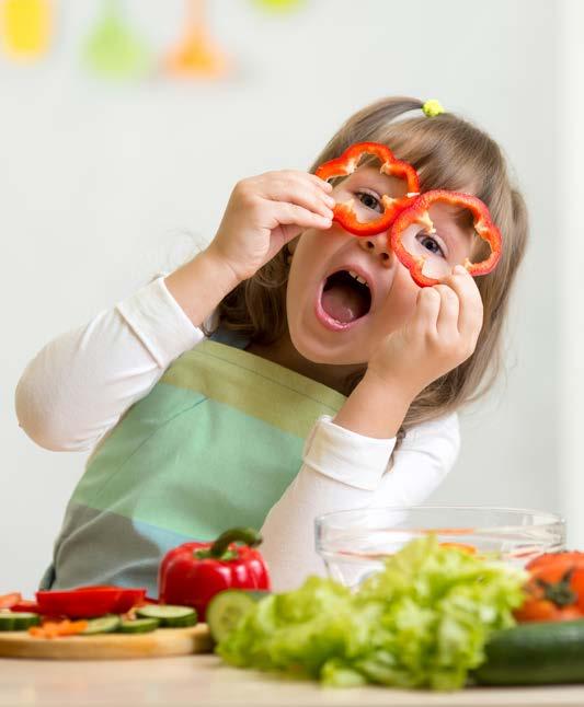 Smaaklessen 1 3 5 7 4 8 Proef, voel en ruik je eten! Met Smaaklessen verkennen kinderen met al hun zintuigen hun dagelijkse eten.