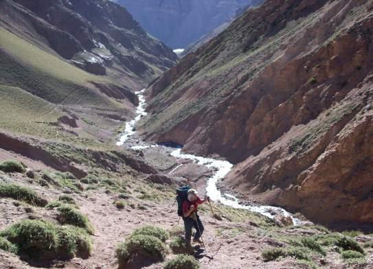 Beklimming van de Aconcagua Er zijn veel routes die naar de top van de Aconcagua leiden maar de twee bekendste zijn de Normaal route en de Poolse Traverse Route (ook bekend als de False Polish