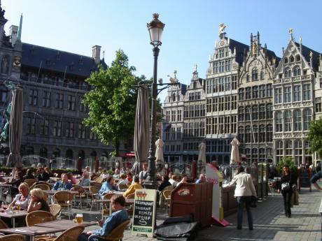 Sligro in België De stap naar België is zorgvuldig voorbereid en