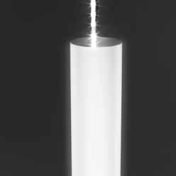 De PyraLed diffuser buis is van licht satijn polycarbonaat, uitermate geschikt