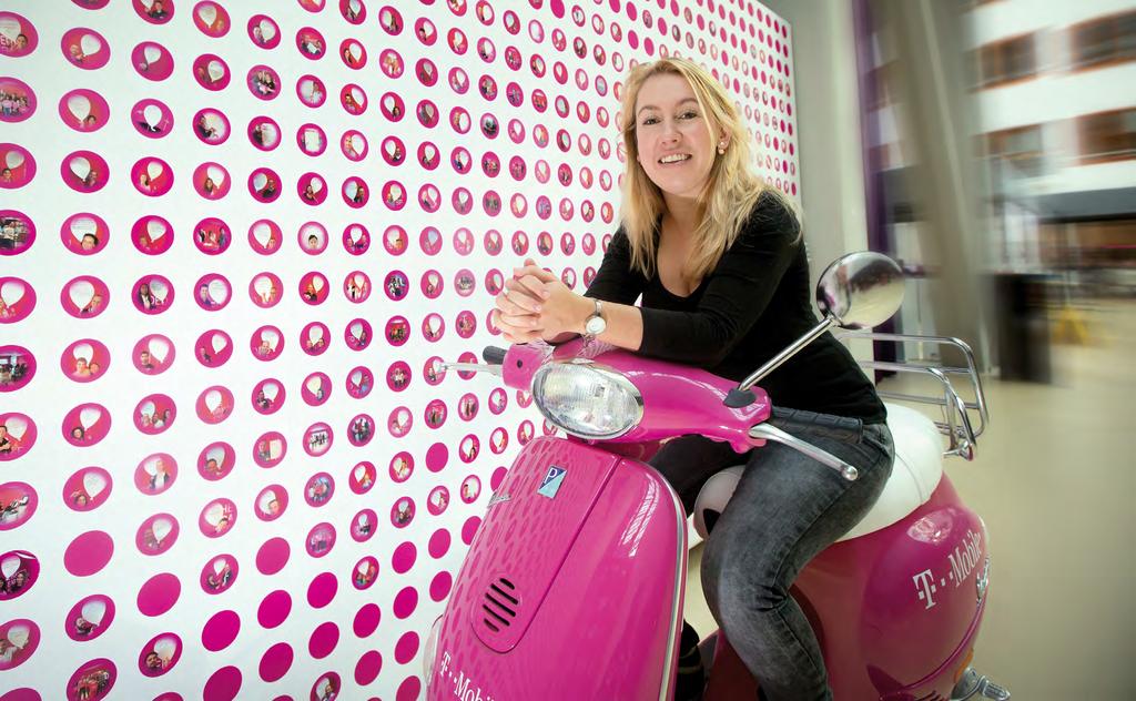 Janna de Feijter Customer Experience Manager T-Mobile Case Om de klantbeleving te versterken, zocht T-Mobile een partner om The Branded Experience Days te organiseren.