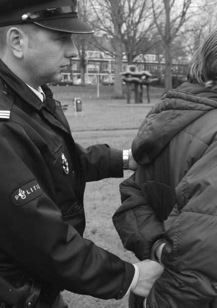 15 Vandaag de dag hebben wij een nationaal wetboek. Hierin staat vastgesteld welke straf iemand krijgt als hij een bepaalde misdaad heeft begaan en de wet heeft overtreden.