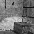 Een voorbeeld van zo n cel voor de rijken is de Ridderkamer in de Gevangenpoort. De Ridderkamer in de Gevangenpoort; Inmiddels is dit wel veranderd.