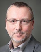 In 2001 wordt Jo Vandeurzen secretaris-generaal van de kersverse CD&V: een naamsverandering die er komt na een intensieve professionalisering van de partij die vroeger doorging onder de naam CVP.