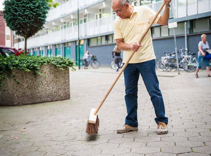 Onderhoudswijzer Introductie Samen onderhouden we uw woning Als eigenaar is Fien Wonen verantwoordelijk voor het groot onderhoud aan uw woning. Daar hoeft u zelf niets aan te doen.